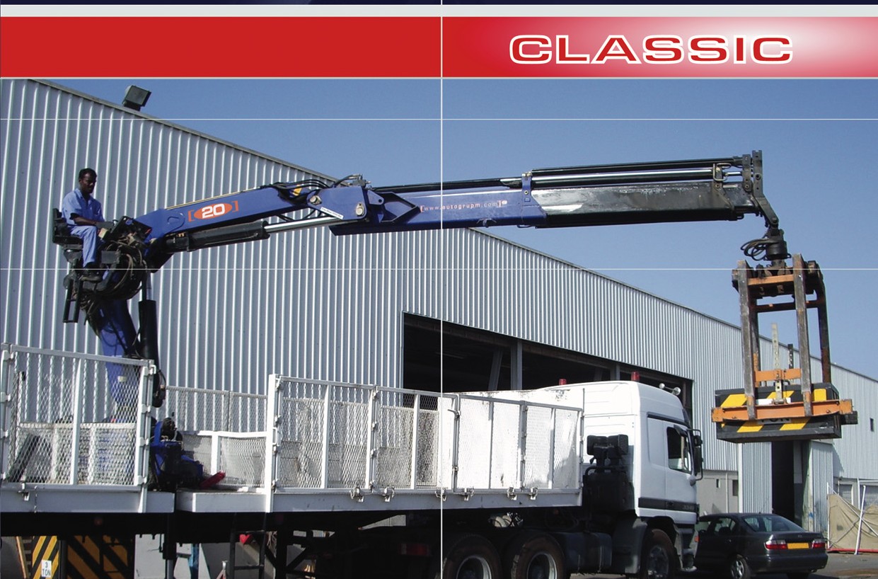 PM 20-ton knuckle boom crane