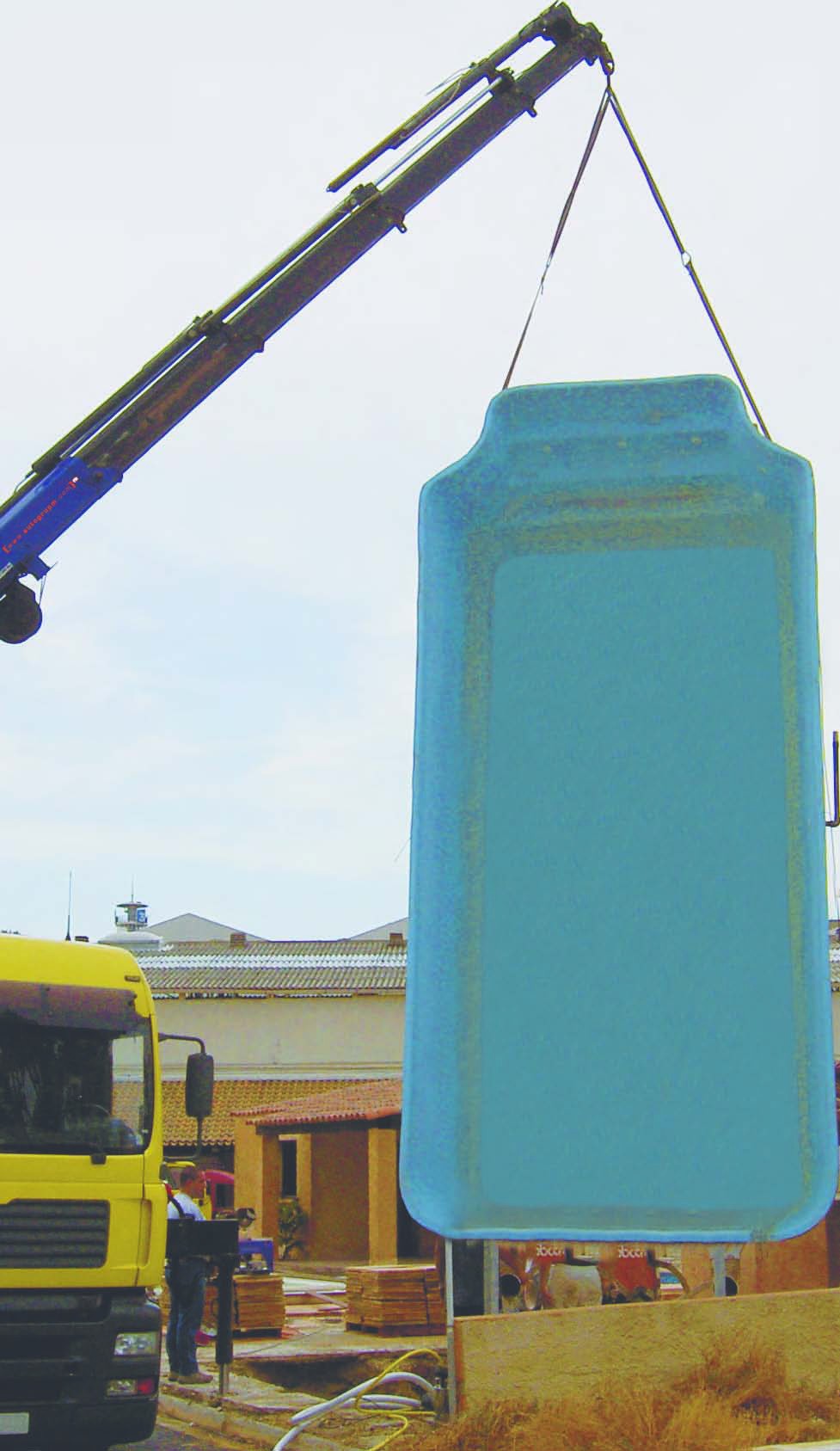 PM 25-ton knuckle boom crane